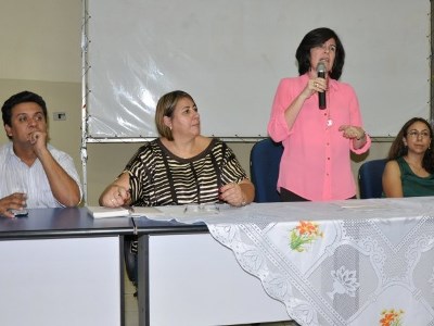 Márcia Moura, durante reunião da Comissão Intergestores Bipartite Regional -