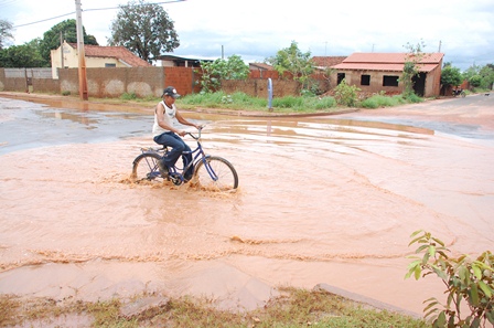 Drenagem resolverá problema de alagamento na Yamaguti Kankiti -