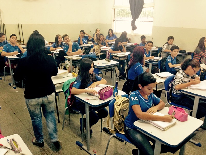 Centenas de alunos ficarão sem aulas nesta quinta-feira - Elias Dias/JP