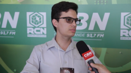 Ary Eduardo Zornitta, diretor da MS Energy, em estande da CBN na feira Campo Grande Expo - (Foto: Reprodução)