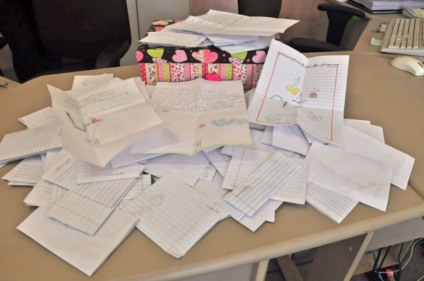 Cartas entregues na agência dos correios em Três Lagoas - Cartas entregues na agência dos correios em Três Lagoas -