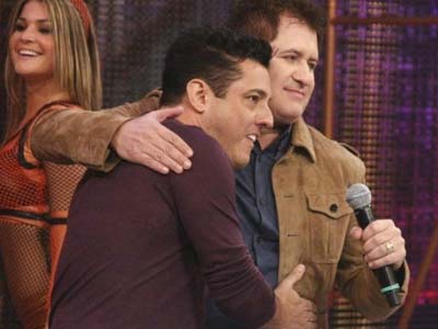 A dupla Bruno & Marrone anunciou no programa do Faustão deste domingo (18) que irá se separar temporariamente -