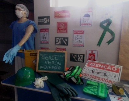 Ação visa conscientizar sobre a importância do uso correto dos equipamentos de proteção individual - Divulgação/assessoria Ação visa conscientizar sobre a importância do uso correto dos equipamentos de proteção individual - Divulgação/assessoria
