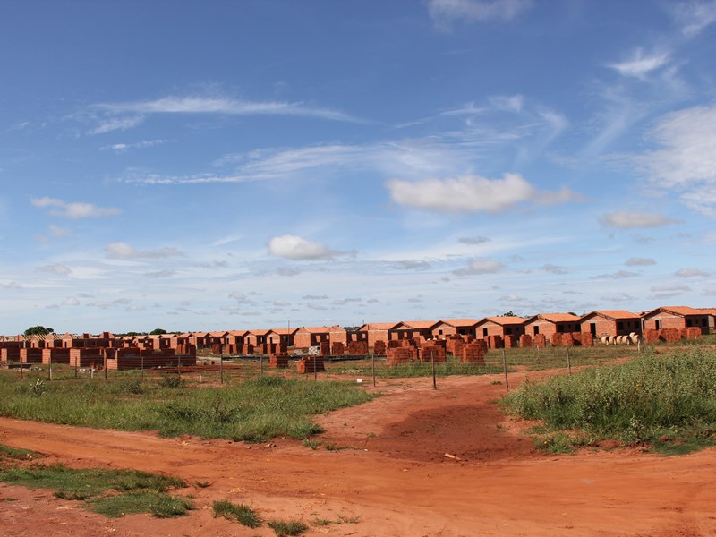 Mais de 300 casas estão sendo construídas no Residencial Tia Chica I e II - Divulgação/Departamento de Comunicação