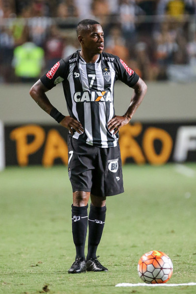 Participativo, Robinho não se omitiu da partida e chegou a participar de algumas boas jogadas ofensivas do Atlético-MG - Divulgação/Atlético Mineiro 