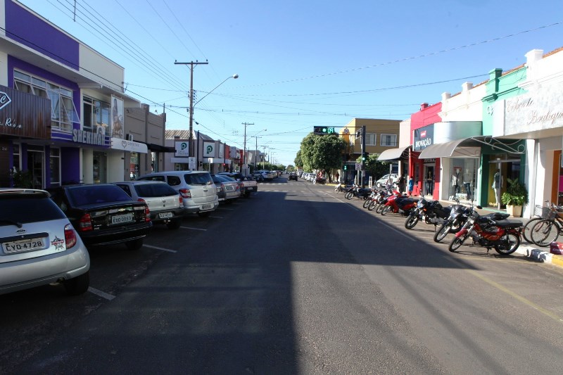 Comerciantes temem prejuízos com constantes quedas de energia - Arquivo-JP