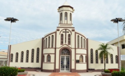 A igreja Matirz Sant'Ana é a mais antiga de Paranaíba - Arquivo/JPNEWS
