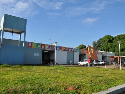 Começou terça-feira, 9, a assinatura dos contratos dos comerciantes do shopping popular - Divulgação Começou terça-feira, 9, a assinatura dos contratos dos comerciantes do shopping popular - Divulgação