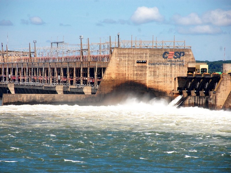 stados disputam impostos gerados pelas usinas de Ilha Solteira e de Jupiá (foto) sobre energia - Arquivo/JP