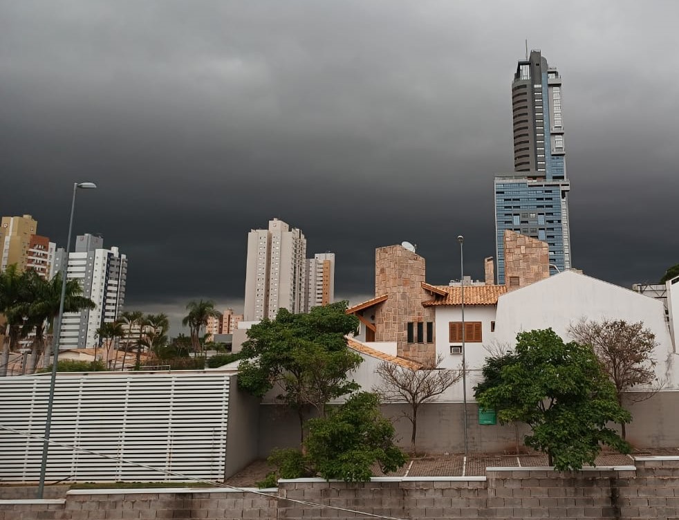 O Inmet emitiu aviso  laranja, que indica perigo de tempestades em MS | Foto: Arquivo/CBN CG