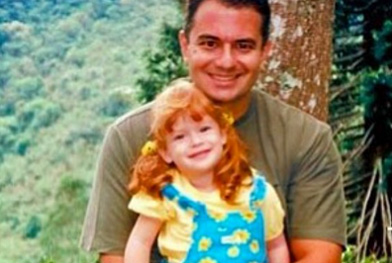 Marina Ruy Barbosa relembra a infância para homenagear o pai