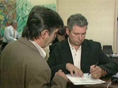 Vereador (à direita) em sessão em 2010 -