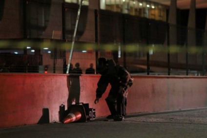 Após grande tensão, a polícia verificou que a mala não levava explosivos - Reprodução/Agência Brasil