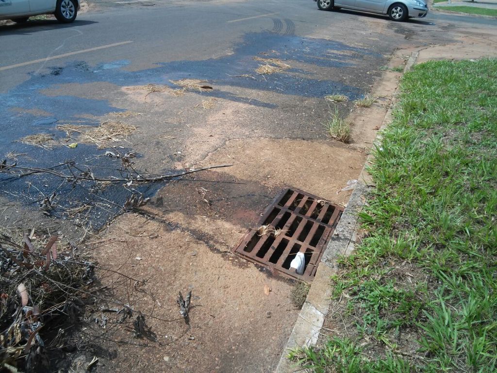 Semea autuou a empresa por despejar esgoto sanitário na rede de coleta de água pluvial de Três Lagoas - rede essa que desagua no Córrego da Onça - Divulgação/Semea