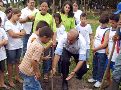 A iniciativa finalizou o Projeto Reconstruir -
