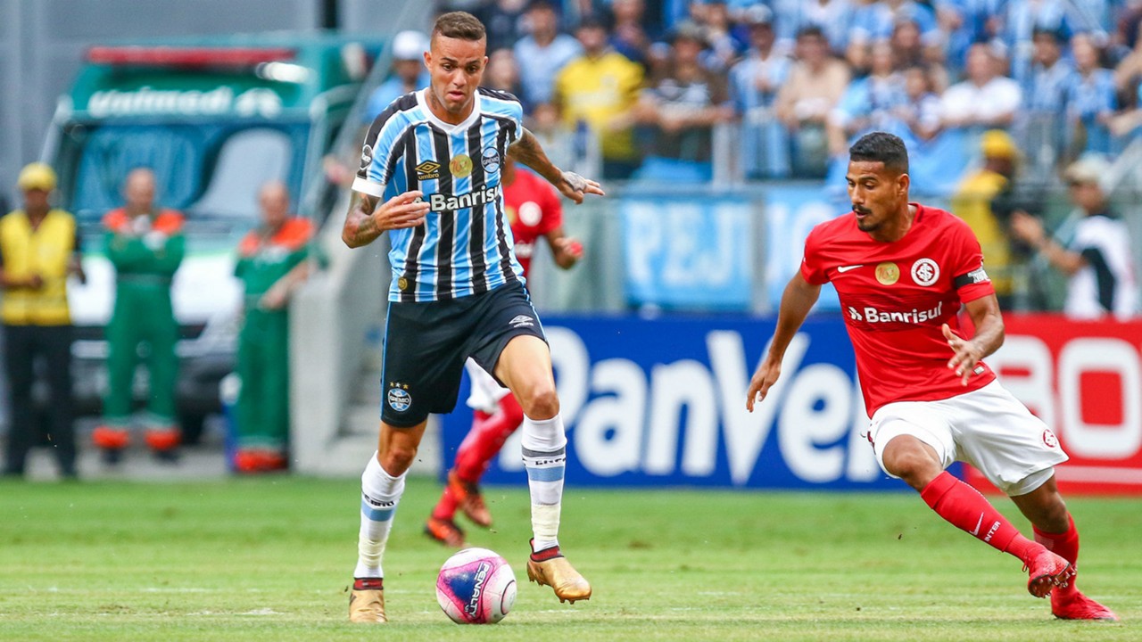 No último confronto, Grêmio bateu o Inter por 3 a 0 no jogo de ida das quartas-de-final do Gauchão - Divulgação