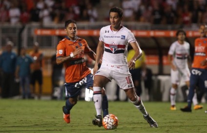 Meia foi substituído aos 40 minutos do 2º tempo  - Saopaulofc.net