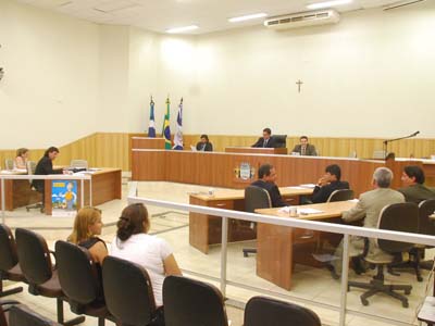 Também estão na pauta, os projetos do IPTU/2011, que cedem áreas para as empresas Metalfrio e Brascooper -