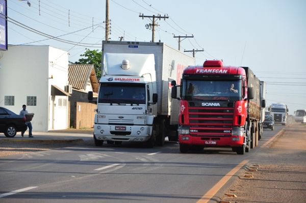 Avenida Ranunpho Marques Leal é a principal via de escoamento da produção de MS para SP -