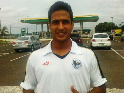 Vitor Fernandes chegou nesta quinta e já participou de treino coletivo noturno - Vitor Fernandes chegou nesta quinta e já participou de treino coletivo noturno -