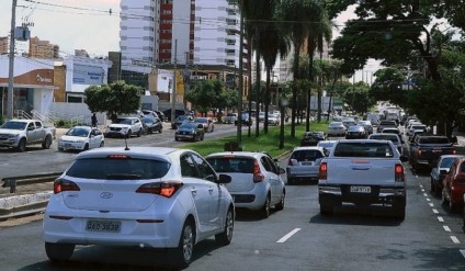 Com a modernização dos serviços digitais, existem mais de 50 serviços disponíveis no Portal Meu Detran e no aplicativo Detran Mobile. Acesse: www.meudetran.ms.gov.br - Reprodução/Portal do MS