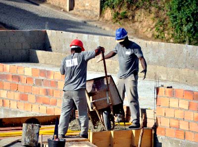 O saldo é negativo na geração de empregos na cidade com 135 demissões em março -