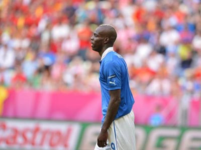 Atacante Mario Balotelli durante o jogo da Itália na primeira rodada da Eurocopa -