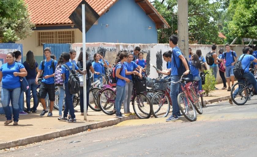 Resultado da greve vai impactar em alunos sem merenda e escolas sem a limpeza diária - Arquivo/JPNEWS