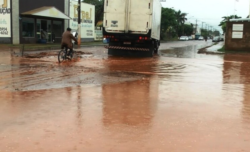 Basta uma chuva um pouco mais intensa para se repetir - Arquivo/JPNEWS