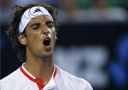 Bellucci passou com facilidade pelo tcheco e agora encara Melzer -