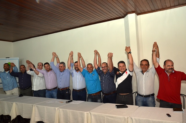 Líderes de 11 partidos se reuniram na tarde desta sexta-feira para anunciar apoio à pré-candidatura de Guerreiro  - Cláudio Pereira 