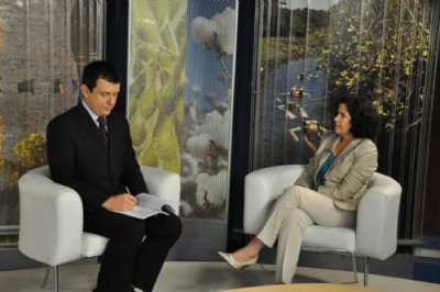 Prefeita Marcia Moura sendo entrevistada -