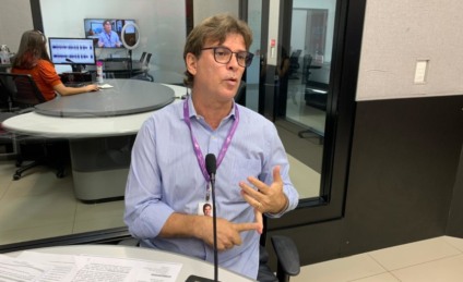 Tito Estanqueiro abriu a série de perguntas ao professor, médico e fundador da Sapiens Consultoria em Desenvolvimento de Lideranças, Eugênio Mussak - Reprodução/Arquivo