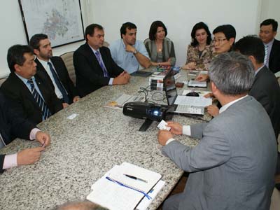 Empresários coreanos no gabinete da prefeita Márcia Moura -