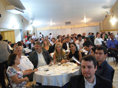 Empresários reuniram-se no Requinte Buffet -