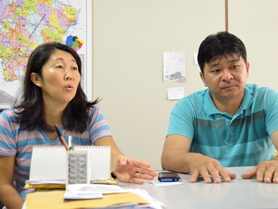 Sônia Komori e Celso Yamaguti, engenheiros agrônomos da Agraer -