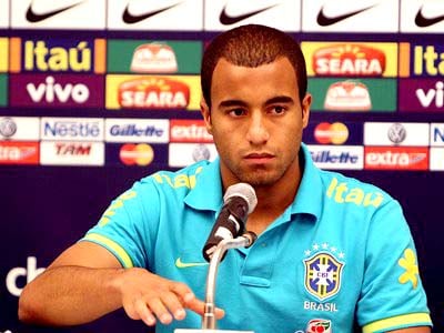 Garoto do São Paulo quer jogar junto com Luís Fabiano - Garoto do São Paulo quer jogar junto com Luís Fabiano -