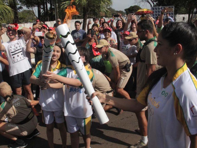 Passagem da Tocha Olímpica em Campo Grande, no sábado (25) - Chico Ribeiro/Secom-MS