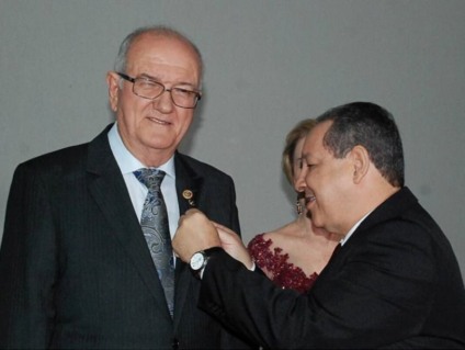 Manoel Bertoldo Neto recebe o cargo de governador de Sydnei Garcia de Sousa - Talita Matsushita