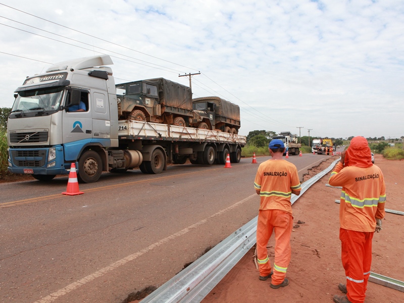 Obras tiveram início na manhã de ontem - Elias Dias/JP