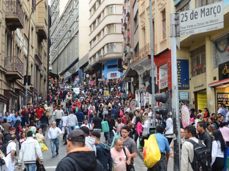 Na quarta queda consecutiva, vendas do comércio caíram 0,8% em todo o país entre setembro e outubro           - Rovena Rosa/Agência Brasil