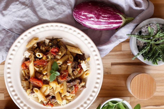 O penne também é uma alternativa de carboidrato para complementar a sua salada. - *Receita cedida pela chef Ana Spengler, da Fit Food