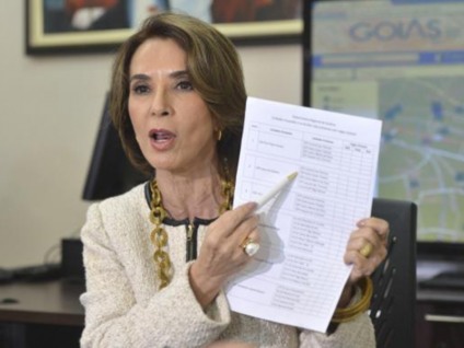 Segundo  a  secretária  de  Educação  de  Goiás,  Raquel  Teixeira, o início das aulas será adiado e um novo calendário será definido quando os estudantes desocuparem as ecolas  - Valter Campanato/Agência Brasil