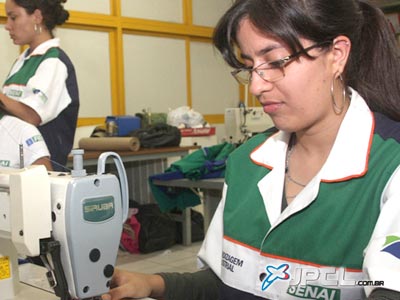 Os cursos estão na área de alimentos e bebidas, construção civil, eletroeletrônica e vestuário -