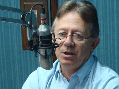 O secretário Getúlio Neves foi entrevistado nesta sexta-feira no RCN Notícias - O secretário Getúlio Neves foi entrevistado nesta sexta-feira no RCN Notícias -