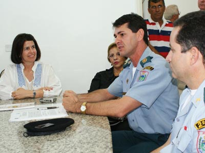 Na assinatura da renovação do convênio do Proerd, a prefeita Márcia Moura teceu elogios ao desempenho da Polícia Militar no município de Três Lagoas - Na assinatura da renovação do convênio do Proerd, a prefeita Márcia Moura teceu elogios ao desempenho da Polícia Militar no município de Três Lagoas -
