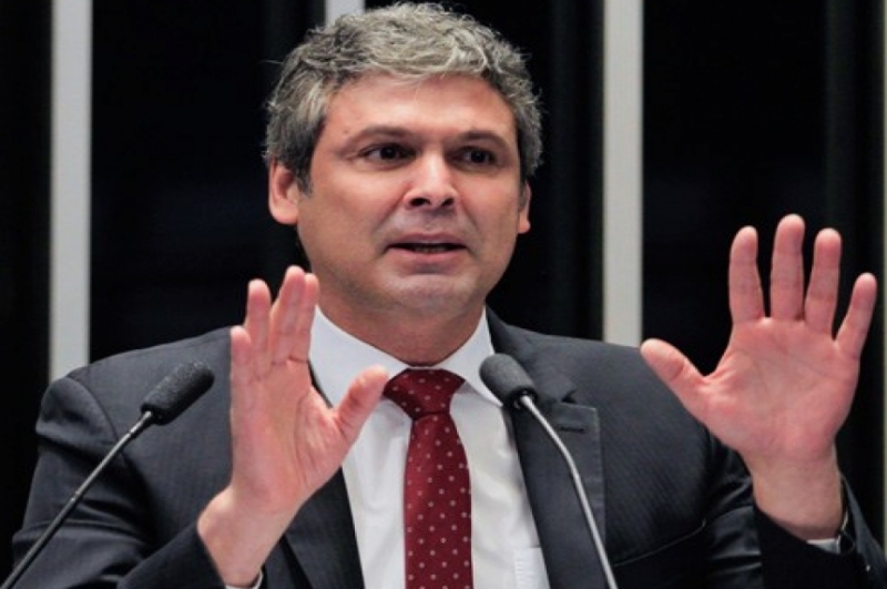 Senador Lindbergh Farias (PT-RJ) apoia a ex-presidente Dilma Rousseff - Divulgação/Agência Senado