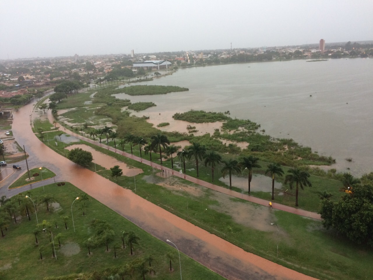 A média de chuva para fevereiro já atingiu 168,7mm. O esperado era 170mm - Via WhatsApp/Internauta