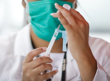 Mais de 140 milhões de doses da vacina devem ser compradas pelo Goveno Federal - Foto: Poder 360