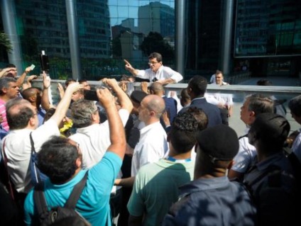 Rio de Janeiro - Funcionários da Petrobras fazem ato de protesto em frente ao Centro Empresarial Senado, prédio da empresa na Lapa, região central da cidade - Divulgação
